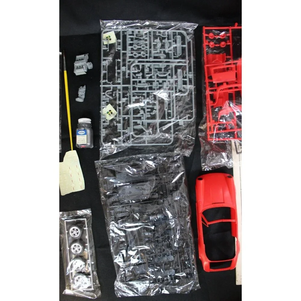 Revell Car And Driver 1/24 Scale Porsche 911 Targa Model Kit Classic Detail 7461